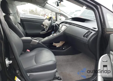 2013 Toyota Prius Four z USA, uszkodzony, nr VIN JTDKN3DU9D5624994